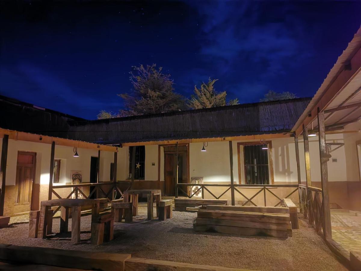 Vientos - La Yareta Guest House Сан Педро де Атакама Екстериор снимка
